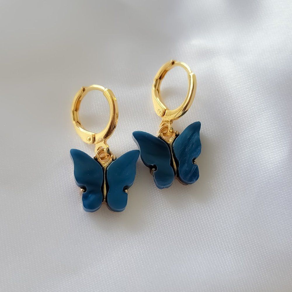5/$25 Blue Butterfly Charm Earrings Gold Huggie Hoops Resin Butterfly Earrings